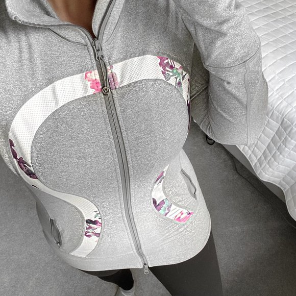 Lululemon Stride Jacket - Picture 3 of 8